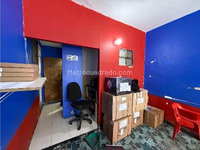 Casa de 5 alcobas en venta en Ricaurte, Bogotá, 370 m² · foto 7 de 20