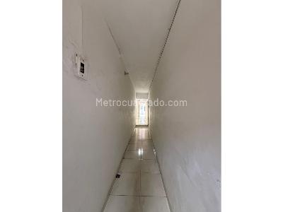 Casa de 5 alcobas en venta en Ricaurte, Bogotá, 370 m² · foto 8 de 20