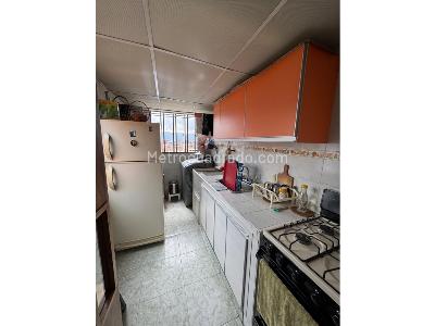 Apartamento en venta en Florencia Afidro, Bogotá · foto 6 de 14
