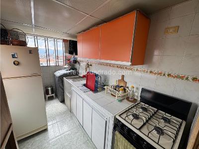 Apartamento en venta en Florencia Afidro, Bogotá · foto 7 de 14