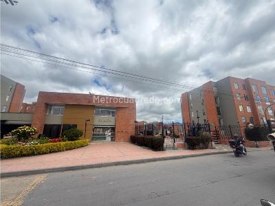 Apartamento de 3 alcobas en venta en Trojes, Funza, 60 m² · foto 2 de 20