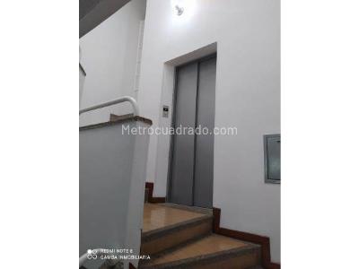 Apartamento en venta en Mazuren, Bogotá · foto 4 de 20