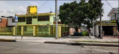 Casa de 4 alcobas en venta en Potosi Pontevedra, Bogotá, 352 m² · foto 1 de 16