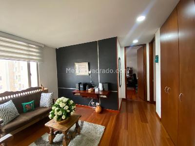 Apartamento de 3 alcobas en venta en Gratamira Reserva, Bogotá, 136 m² · foto 7 de 20