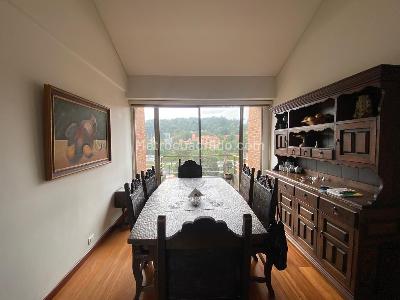 Apartamento de 3 alcobas en venta en Gratamira Reserva, Bogotá, 136 m² · foto 9 de 20