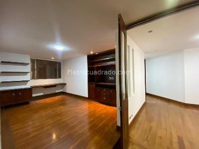Apartamento en venta en Santa Barbara, Bogotá · foto 19 de 20