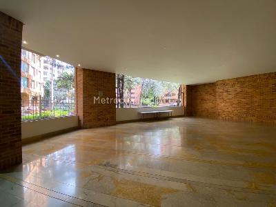 Apartamento en venta en Santa Barbara, Bogotá · foto 6 de 20