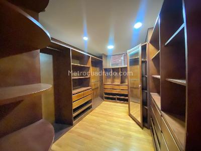 Apartamento de 3 alcobas en venta en Santa Barbara Multicentro, Bogotá, 293 m² · foto 7 de 20