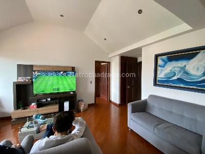 Apartamento de 4 alcobas en venta en Cerros Altos De Suba, Bogotá, 200 m² · foto 15 de 20