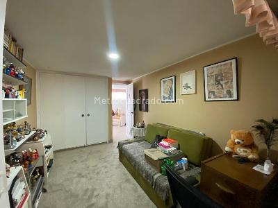 Casa de 5 alcobas en venta en Prado Veraniego Norte, Bogotá, 300 m² · foto 12 de 20