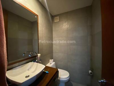 Apartamento de 3 alcobas en venta en Reserva De Gratamira, Bogotá, 126 m² · foto 7 de 20