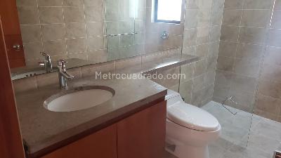 Casa de 4 alcobas en venta en Hacienda Fontanar, Chía, 289 m² · foto 17 de 20