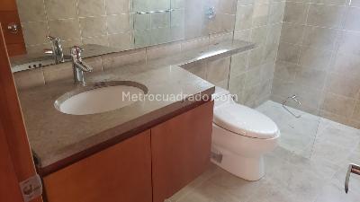 Casa de 4 alcobas en venta en Hacienda Fontanar, Chía, 289 m² · foto 9 de 20