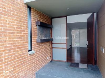 Casa de 4 alcobas en venta en Hacienda Fontanar, Chía, 662 m² · foto 13 de 17