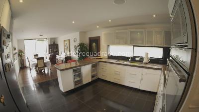 Casa de 3 alcobas en venta en Hacienda Fontanar, Chía, 1350 m² · foto 5 de 16