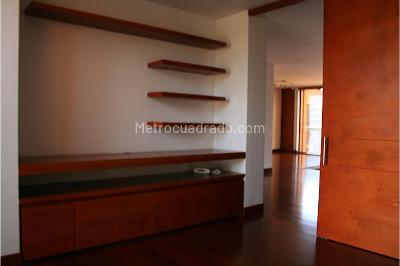 Casa de 3 alcobas en venta en Hacienda Fontanar, Cajicá, 435 m² · foto 6 de 7