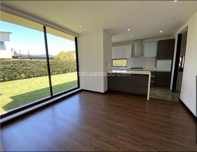 Casa en venta en Bojaca, Chía · foto 3 de 15