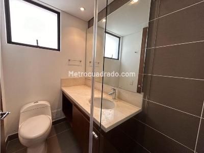 Casa de 4 alcobas en venta en Hacienda Fontanar, Chía, 242 m² · foto 11 de 19