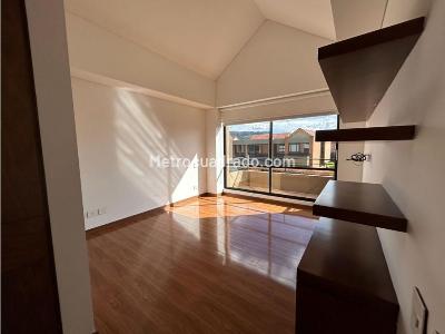 Casa de 4 alcobas en venta en Hacienda Fontanar, Chía, 242 m² · foto 13 de 19