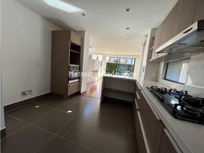 Casa de 4 alcobas en venta en Hacienda Fontanar, Chía, 242 m² · foto 4 de 19
