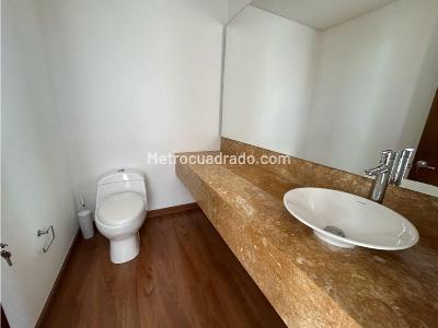 Casa de 4 alcobas en venta en Hacienda Fontanar, Chía, 242 m² · foto 8 de 19