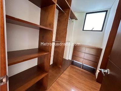 Casa de 4 alcobas en venta en Hacienda Fontanar, Chía, 242 m² · foto 9 de 19