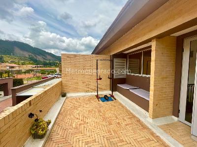 Casa de 4 alcobas en venta en Na, Cajicá, 200 m² · foto 13 de 18