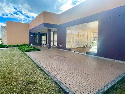 Casa de 4 alcobas en venta en Na, Cajicá, 200 m² · foto 4 de 18