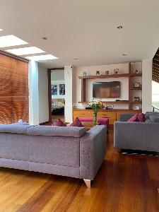 Casa de 4 alcobas en venta en Cerca De Piedra, Chía, 420 m² · foto 2 de 20