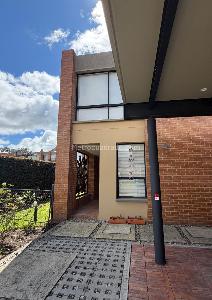 Casa en venta en Calahorra, Chía · foto 3 de 7