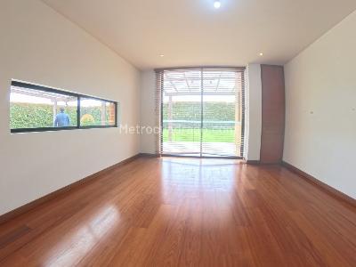 Casa de 3 alcobas en venta en Calahorra, Chía, 252 m² · foto 14 de 20