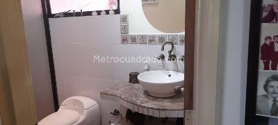 Apartamento de 5 alcobas en venta en Belen Rosales, Medellín, 219 m² · foto 5 de 14