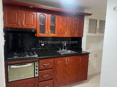 Apartamento de 3 alcobas en venta en Belen Loma De Los Bernal, Medellín, 78 m² · foto 9 de 14