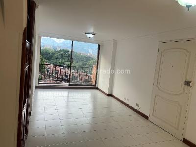 Apartamento de 3 alcobas en venta en Belen Loma De Los Bernal, Medellín, 78 m² · foto 11 de 14