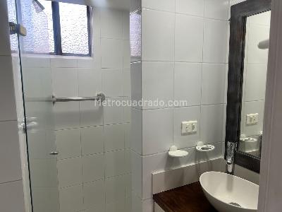 Apartamento de 3 alcobas en venta en Belen Loma De Los Bernal, Medellín, 78 m² · foto 5 de 14