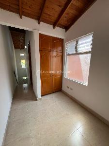 Casa de 4 alcobas en venta en Rodeo Alto, Medellín, 77 m² · foto 12 de 18