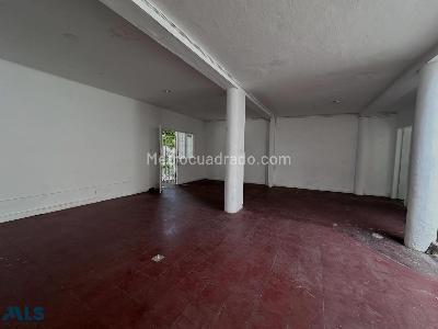 Casa de 4 alcobas en venta en Laureles, Medellín, 383 m² · foto 9 de 11