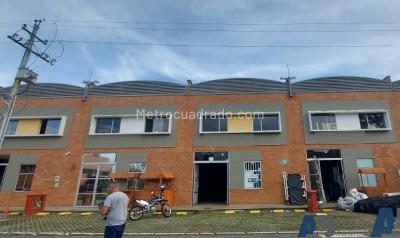 Warehouse for rent in Aeropuerto, Rionegro