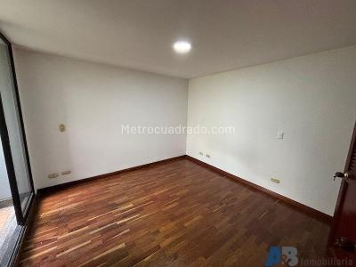 Apartamento de 2 alcobas en arriendo en La Aguacatala, Medellín, 80 m² · foto 7 de 15