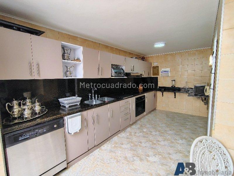 Casa en Venta, Poblado, Medellín - Widok 6