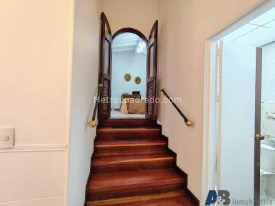Casa de 4 alcobas en venta en El Poblado, Medellín, 345 m² · foto 13 de 20