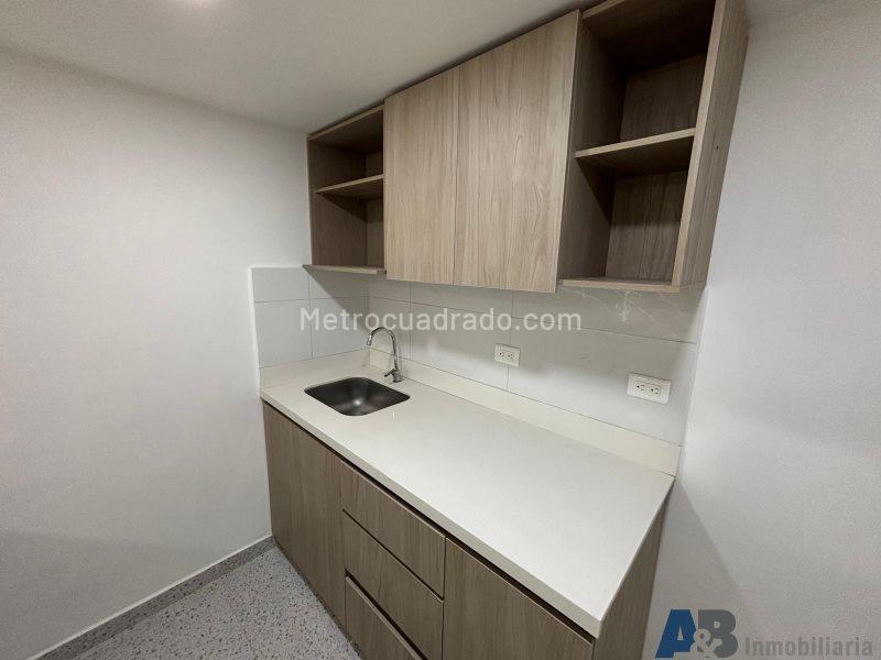 Apartamento de 2 Alcobas con Patio en Belén (La Mota) - 6