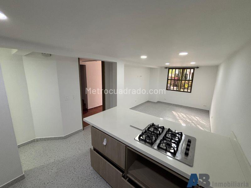 Apartamento de 2 Alcobas con Patio en Belén (La Mota) - 7