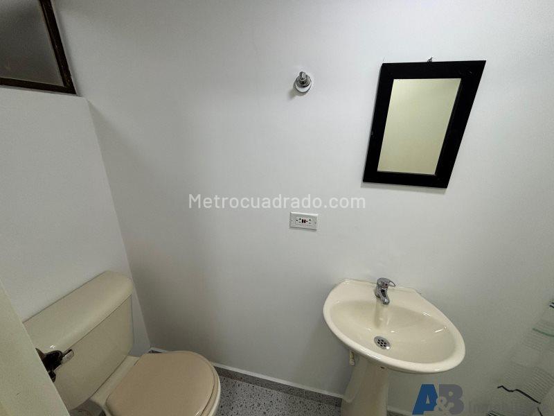 Apartamento de 2 Alcobas con Patio en Belén (La Mota) - 8