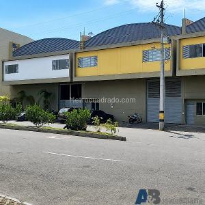 Warehouse for rent in Aeropuerto, Rionegro