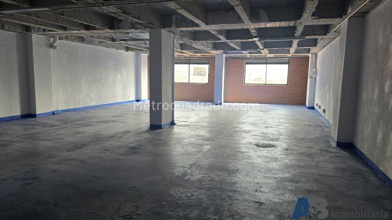 Bodega en Arriendo, Parque, Bello - Más