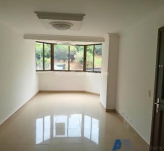 Apartamento en arriendo en Santa Maria De Los Angeles, Medellín · foto 2 de 19