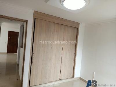 Apartamento en arriendo en Santa Maria De Los Angeles, Medellín · foto 4 de 19
