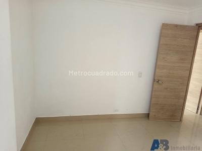 Apartamento en arriendo en Santa Maria De Los Angeles, Medellín · foto 7 de 19