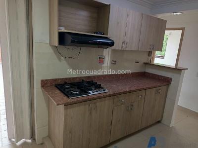Apartamento en arriendo en Santa Maria De Los Angeles, Medellín · foto 10 de 19